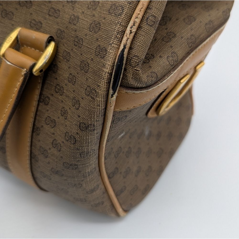 Vintages Gucci Handbag - Picture 13 of 16